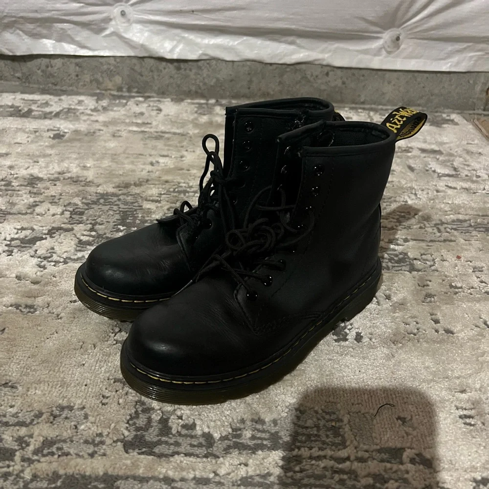 Dr. Martens Black Junior 1460 Softy T Leather Lace Up Boots Size 2 US $75